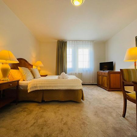 Hotel Majovey Жилина Екстериор снимка