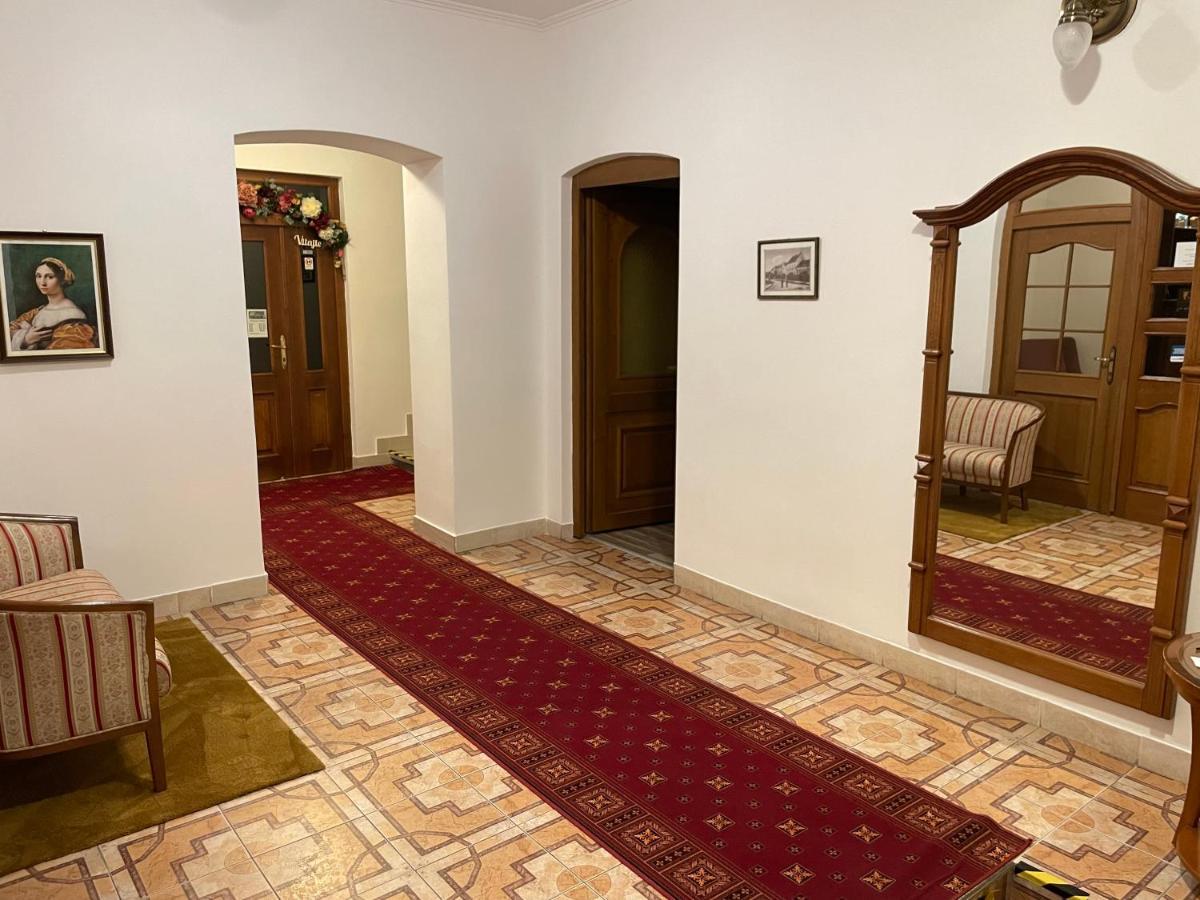 Hotel Majovey Жилина Екстериор снимка