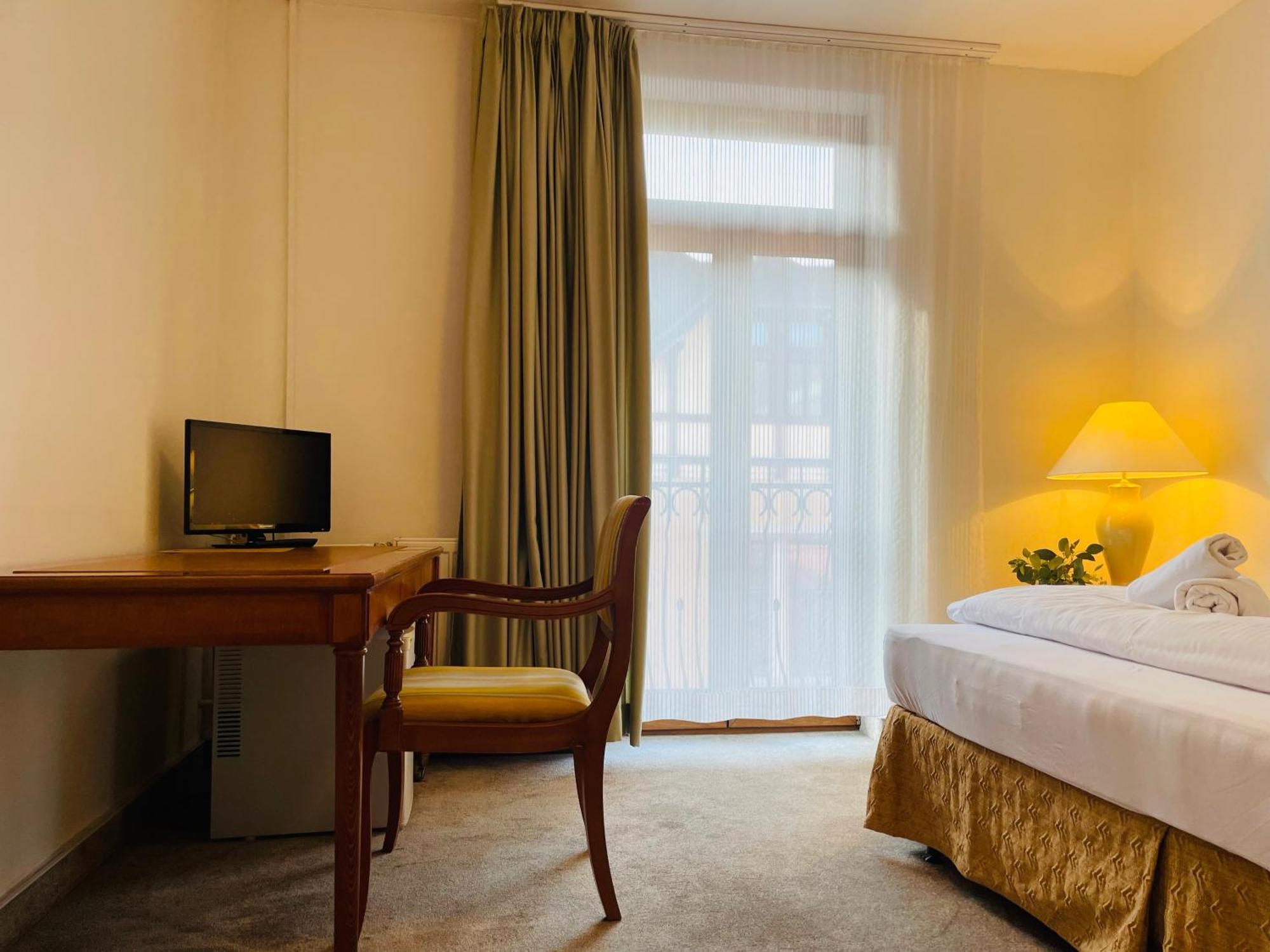 Hotel Majovey Жилина Екстериор снимка